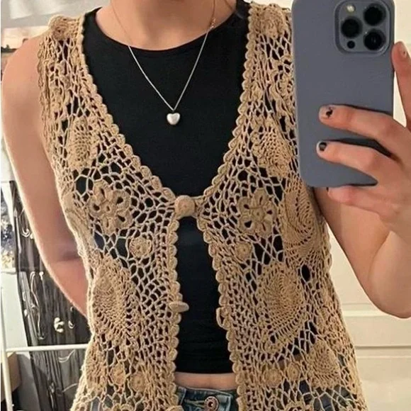 Crochet Vest size Large (12-14) excellent condition - Picture 1 of 4
